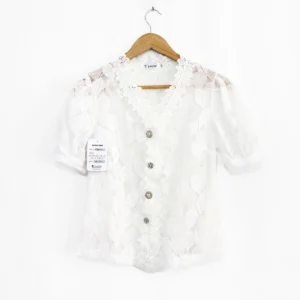 Blusa de encaje T.Show